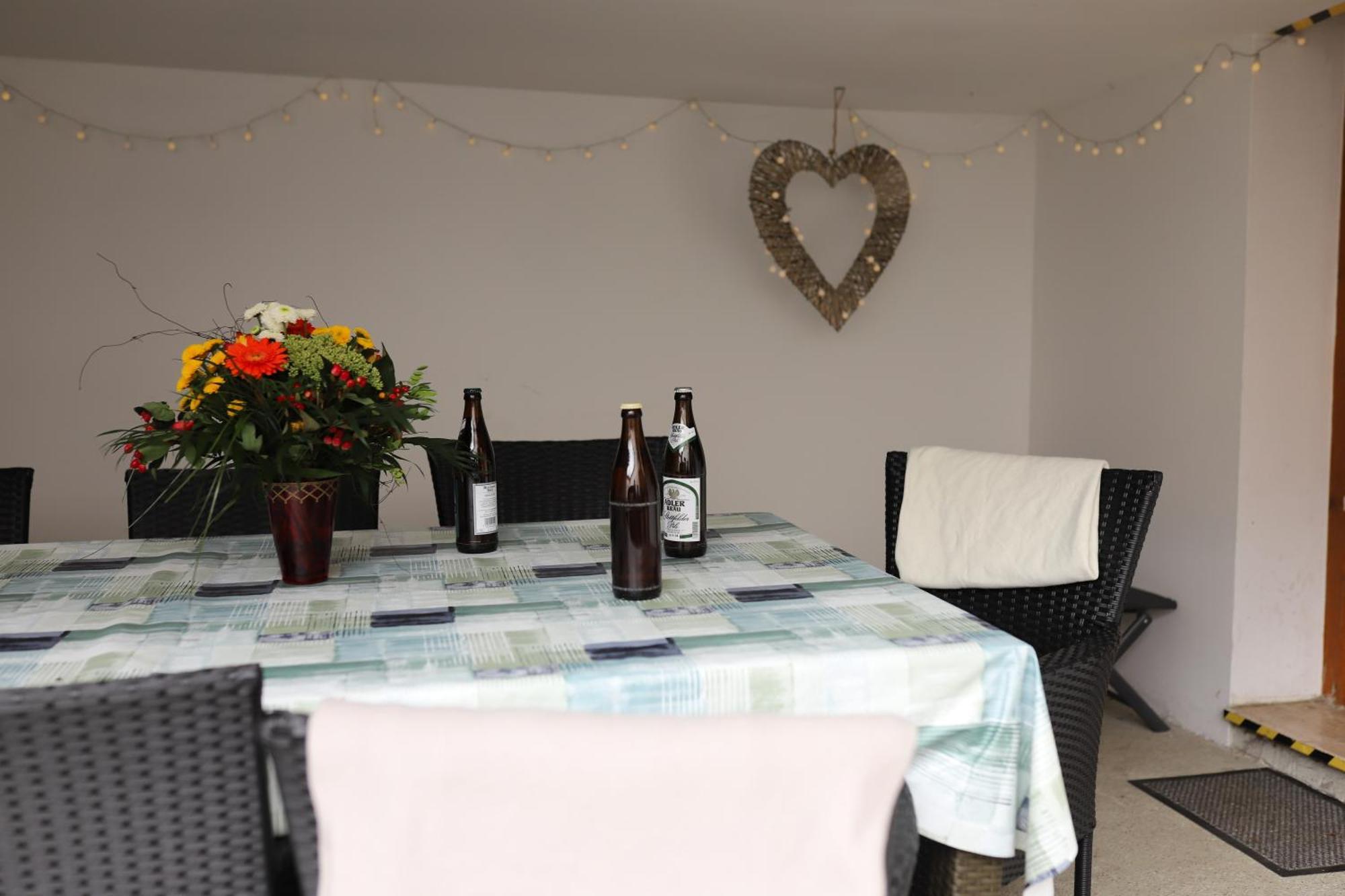 Ferienwohnung Am Herzplatz Memmelsdorf Exterior photo